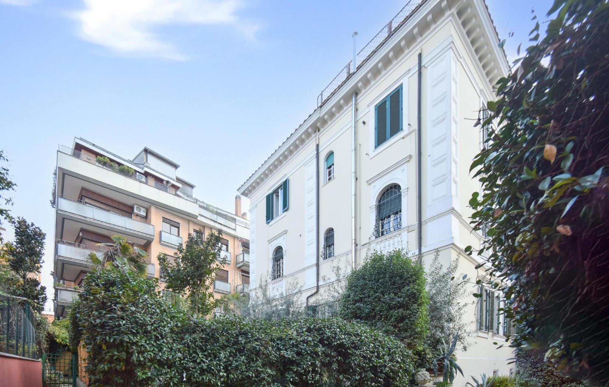 Stunning In With Wifi Apartment *